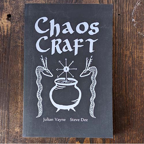 Chaos Craft: The Wheel of the Year in Eight Colours Chaos Craft: The Wheel of the Year in Eight Colours