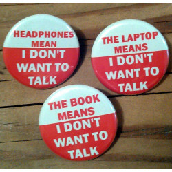I DON'T WANT TO TALK 3 Button Set I DON'T WANT TO TALK 3 Button Set