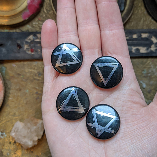 4 Button Set of Element Symbols in buttons or magnets